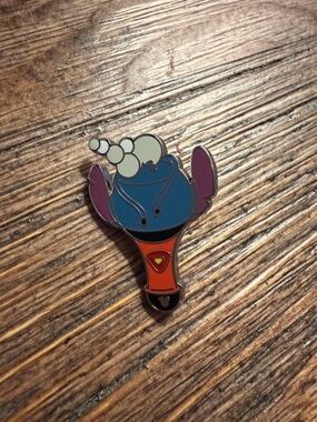 Stitch Bubble Wand Chaser Hidden Disney Pin